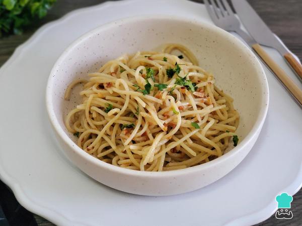 Receta de Tallarines con mantequilla y ajo - Paso 7