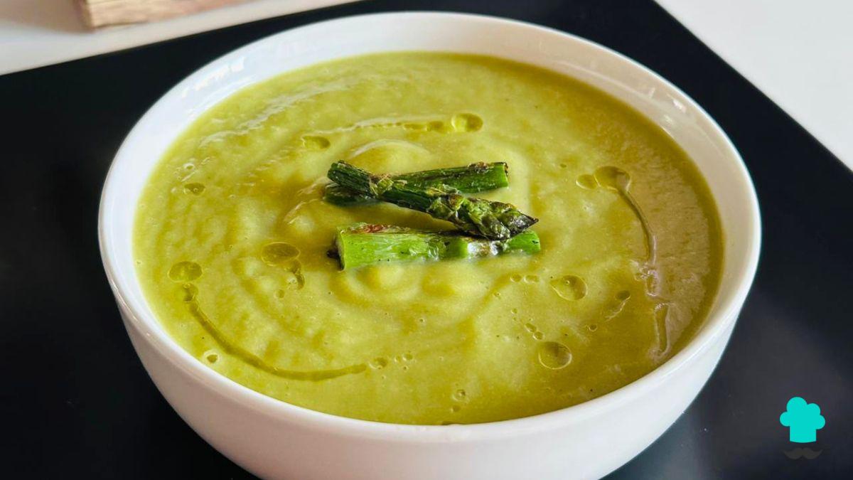 Receta de Crema de espárragos trigueros: sana, rápida y deliciosa