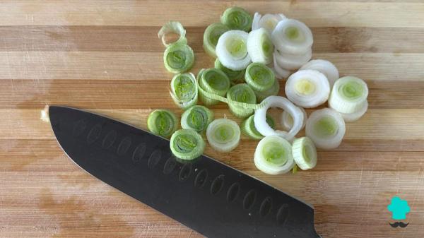 Receta de Crema de espárragos trigueros: sana, rápida y deliciosa - Paso 1