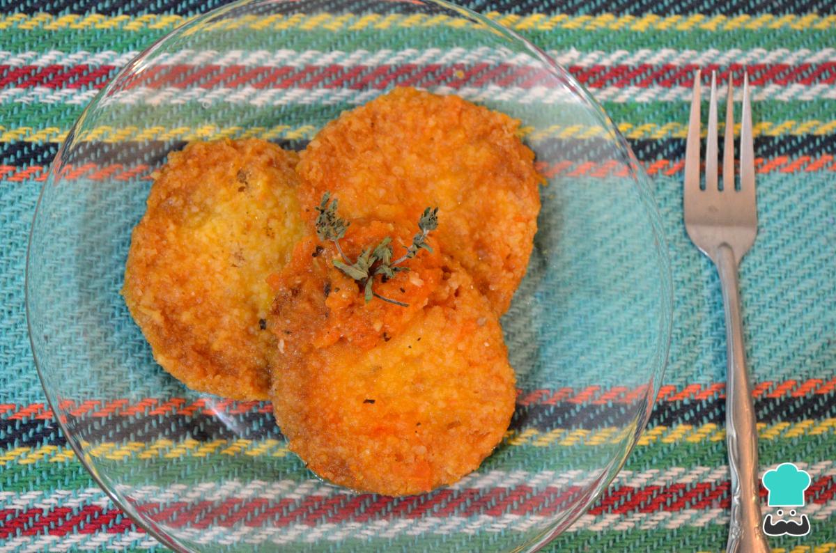 Receta de Tortas de arroz en caldillo de jitomate