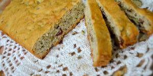 Bizcocho con nueces y pasas
