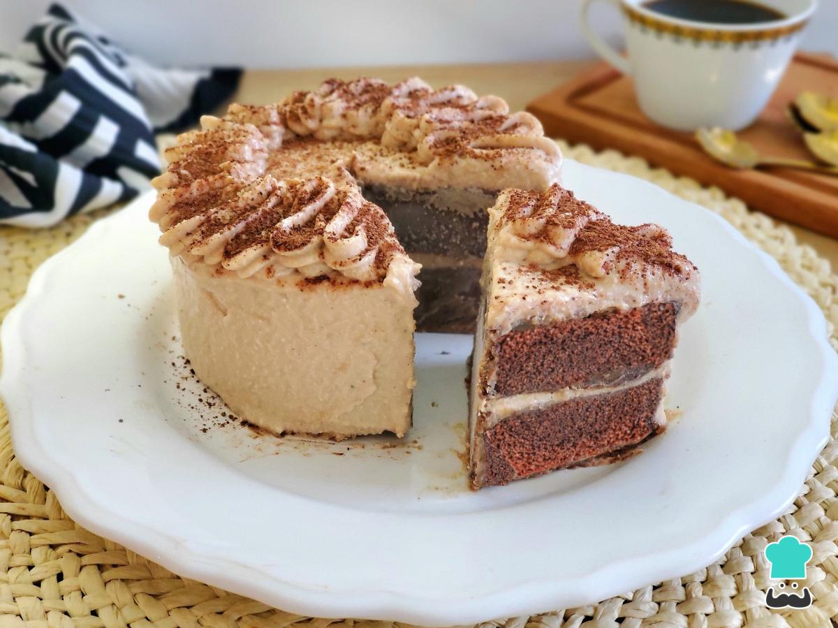 Receta de Tarta de moka con bizcocho