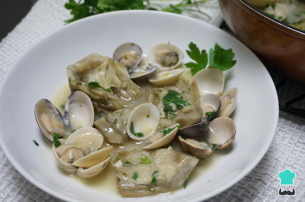 Receta de Alcachofas con almejas
