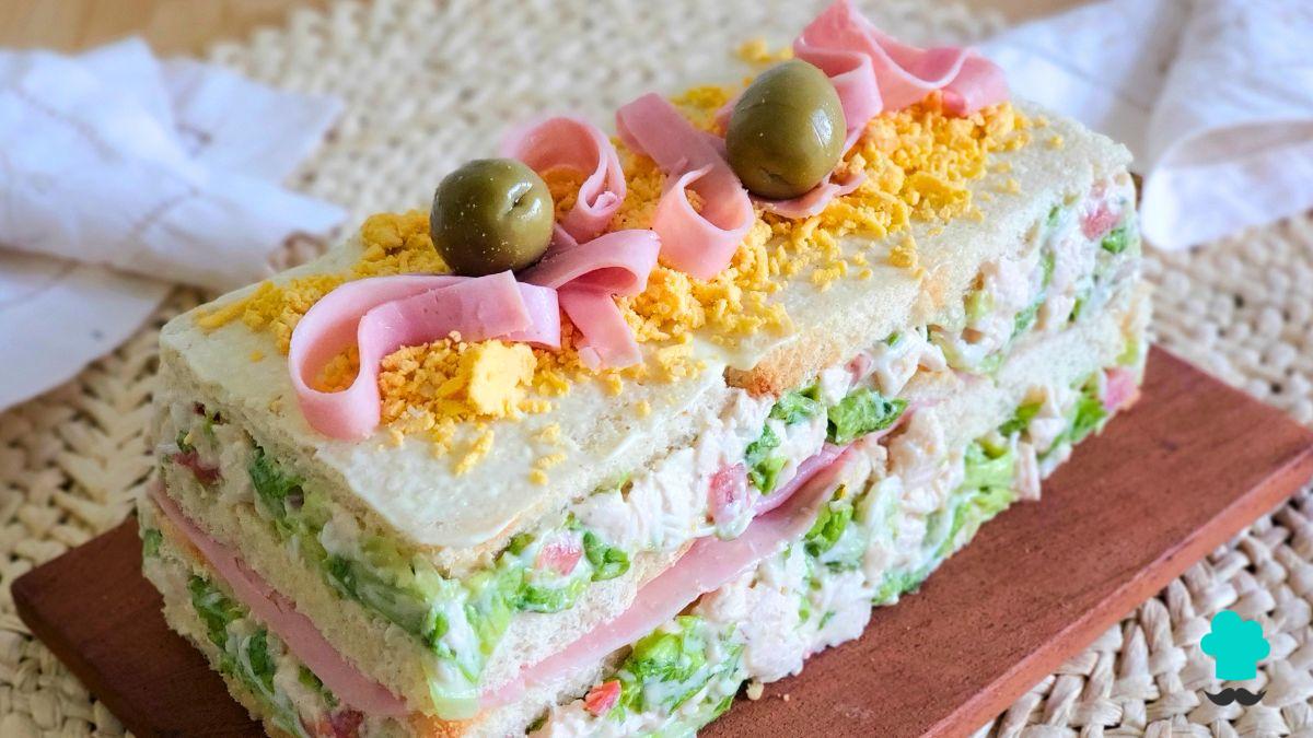 Receta de Pastel frío de pollo: fresco, cremoso y muy fácil de hacer