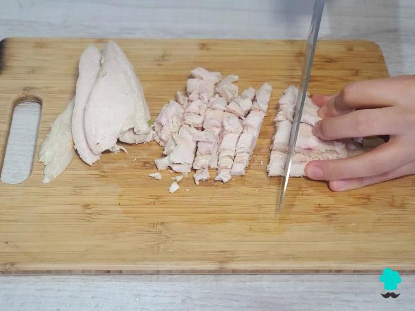 Receta de Pastel frío de pollo: fresco, cremoso y muy fácil de hacer - Paso 1