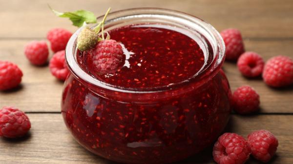 Las mermeladas de primavera caseras más fáciles para aprovechar la fruta de temporada - Mermelada de frambuesa: fresca y con alto poder antioxidante
