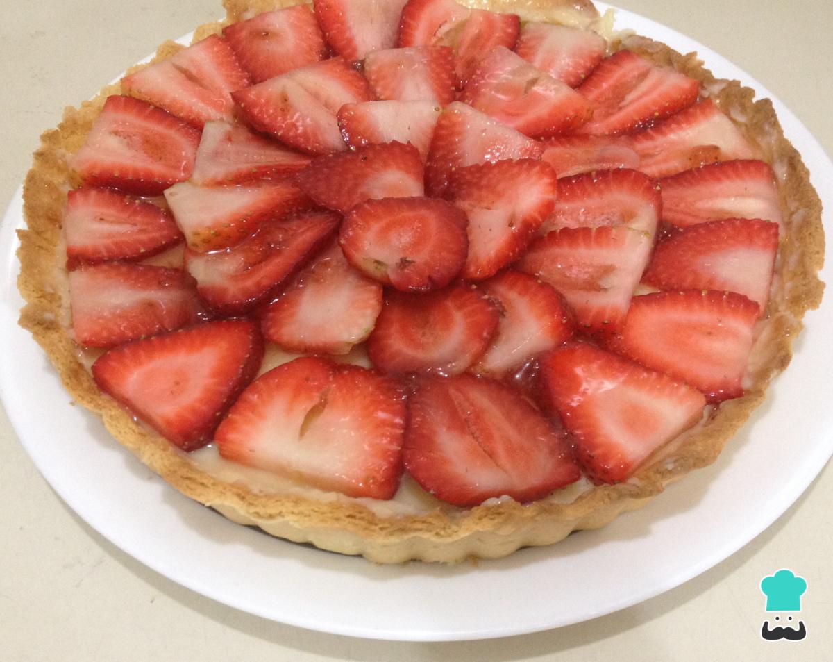 Receta de Tarta de fresas con crema pastelera
