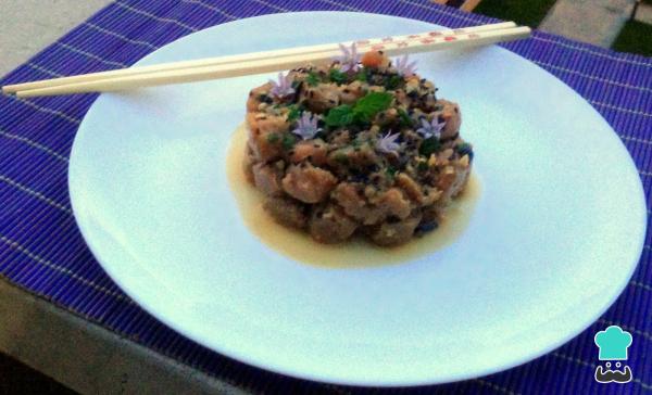 Receta de Pintxo de deliciosos tataki de atún fresco