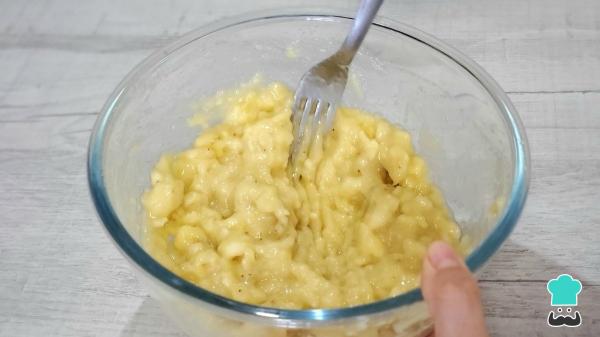 Receta de Banana bread saludable: sin gluten, sin azúcar y súper esponjoso - Paso 1