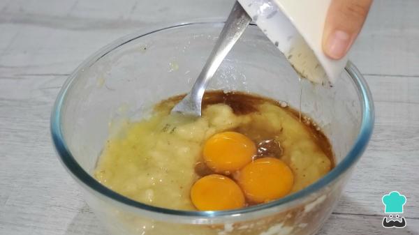 Receta de Banana bread saludable: sin gluten, sin azúcar y súper esponjoso - Paso 2