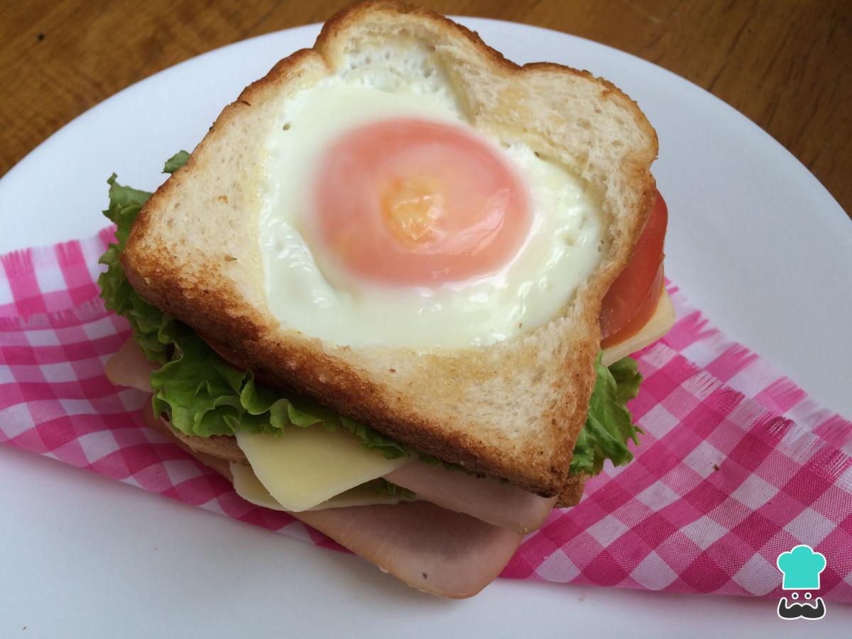 Receta de Sándwich americano con huevo