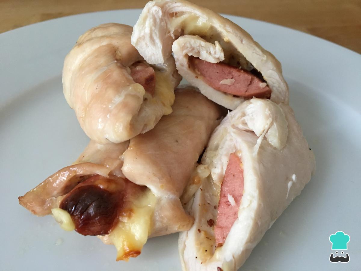 Receta de Rollitos de pollo con salchichas