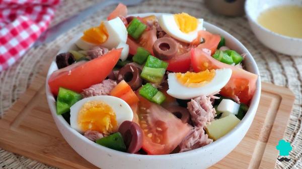 Receta de Ensalada campera tradicional: el plato más completo y fresco para los días de calor