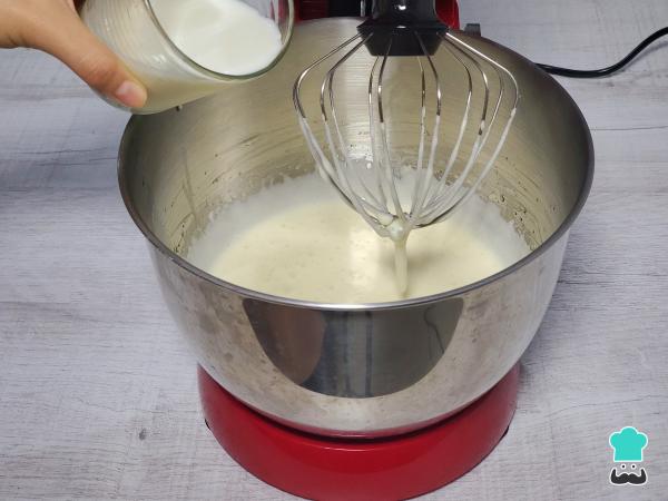 Receta de Bizcocho de nata y yogur - Paso 2