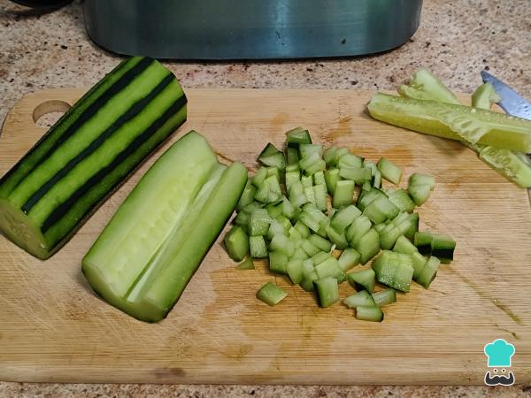 Receta de Salsa de pepino para pozole - Paso 1