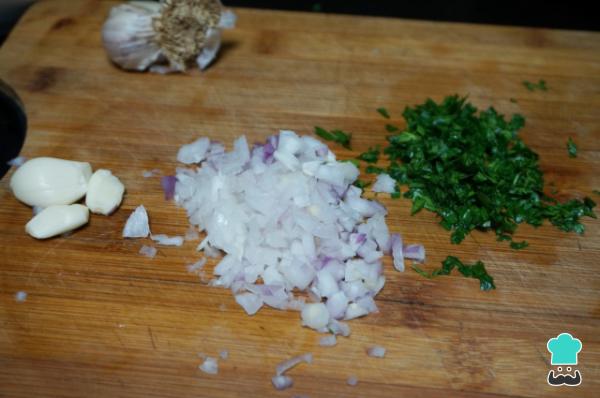 Receta de Merluza en salsa verde de la abuela - Paso 1
