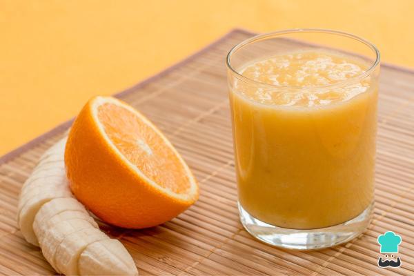 Batidos de proteínas caseros - Batido energético de naranja, plátano y avena pre-entrenamiento