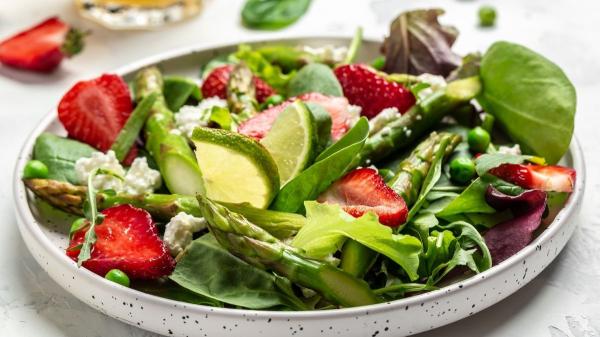 Las frutas y verduras que los expertos recomiendan comer en primavera (y cómo incluirlas en tu dieta sin complicaciones) - Ideas fáciles para incluir productos de temporada en tu día a día