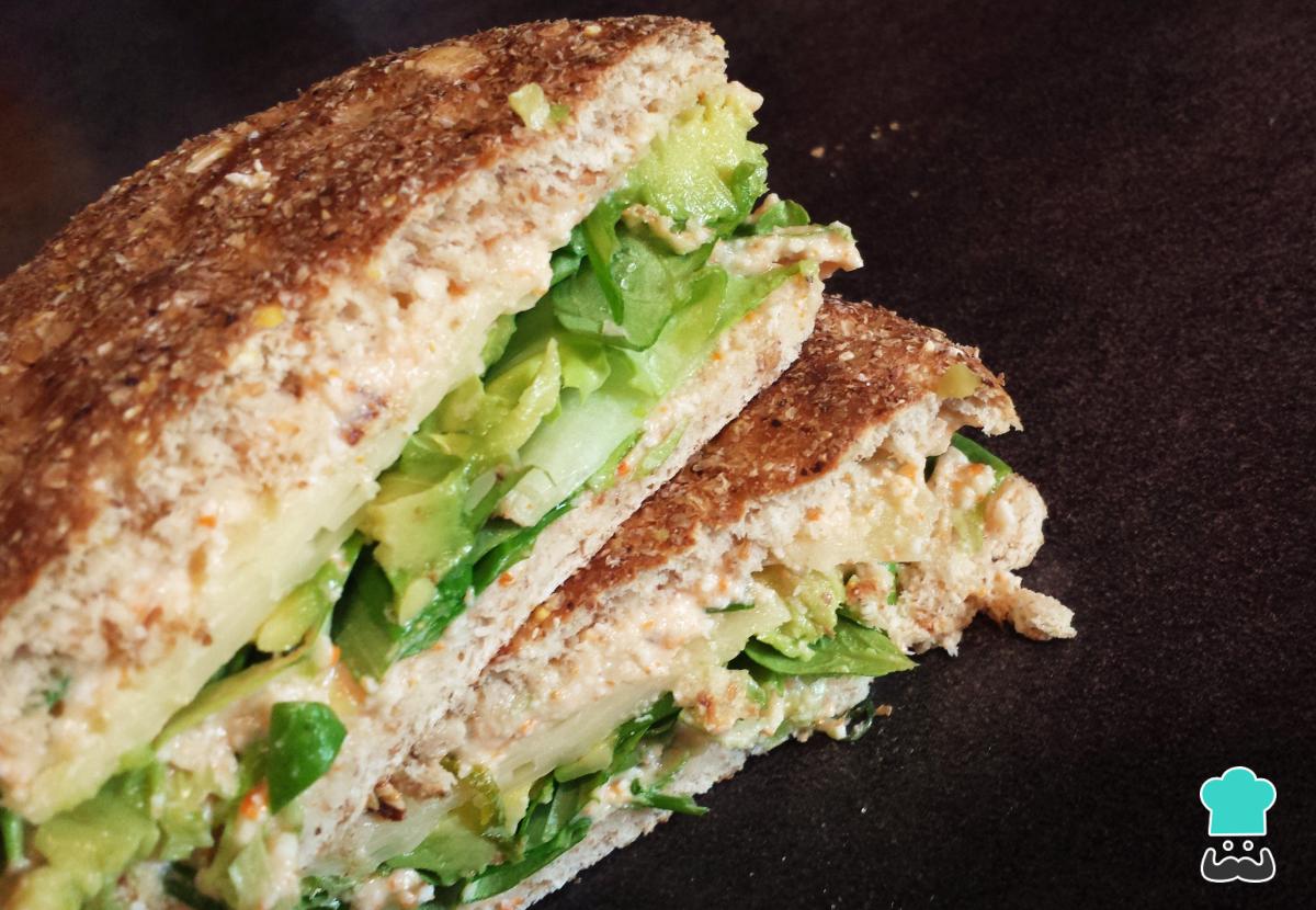 Receta de Sándwich de aguacate y atún
