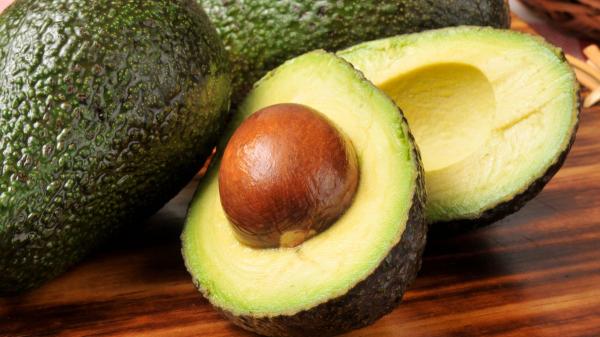 Los nutricionistas coinciden: el aguacate es más saludable si lo combinas con estos alimentos - Un alimento muy rico en grasas saludables, fibra y micronutrientes