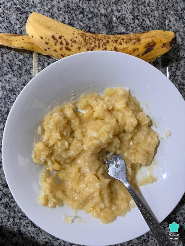 Receta de Bizcocho de plátano y manzana sin azúcar - Paso 4