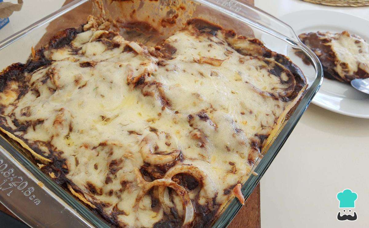 Receta de Pastel azteca de mole