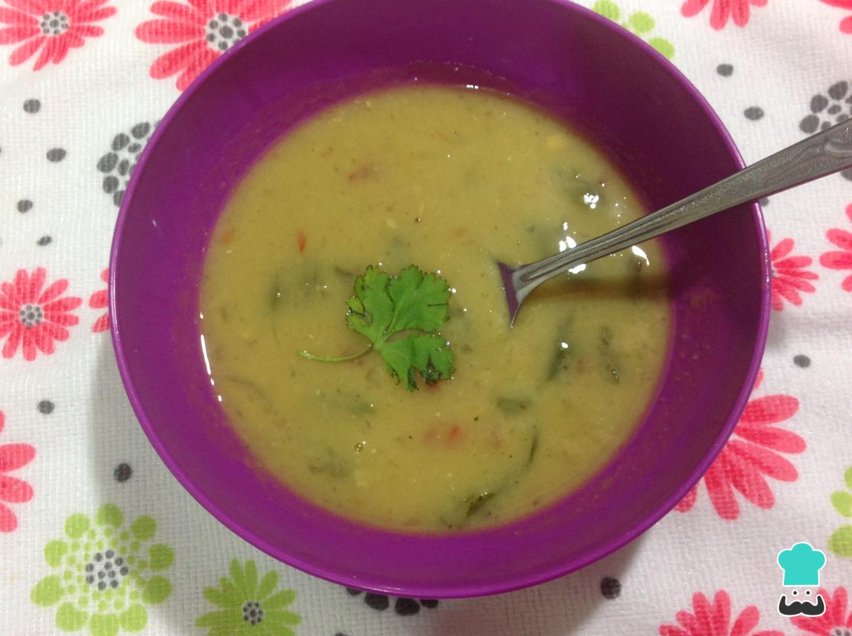 Receta de Sopa de habas con nopales