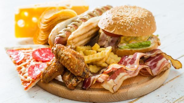 Manuel Viso, médico: “El problema no es la sal de mesa, es que estás consumiendo el doble de lo recomendado sin darte cuenta” - El problema real está fuera del salero