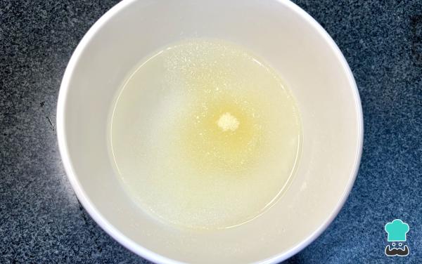 Receta de Panna cotta de dulce de leche - Paso 2