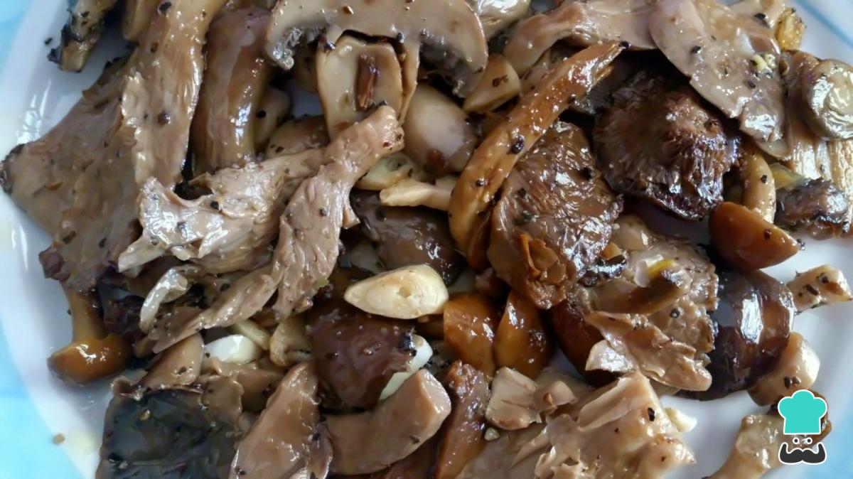 Receta de Setas al ajillo en sartén