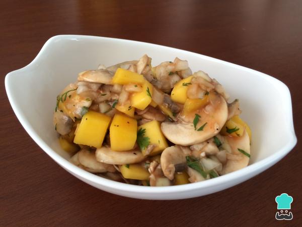 Receta de Ceviche de champiñones tropical