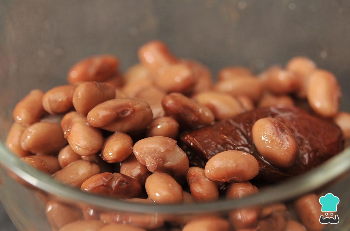 Receta de Frijoles Puercos a la chipotle