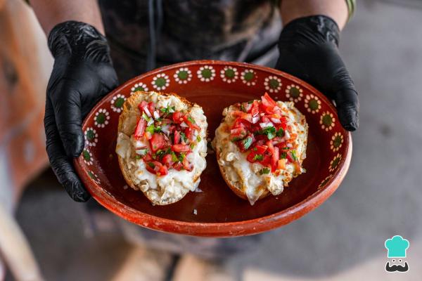 Desayunos mexicanos saludables - Molletes integrales