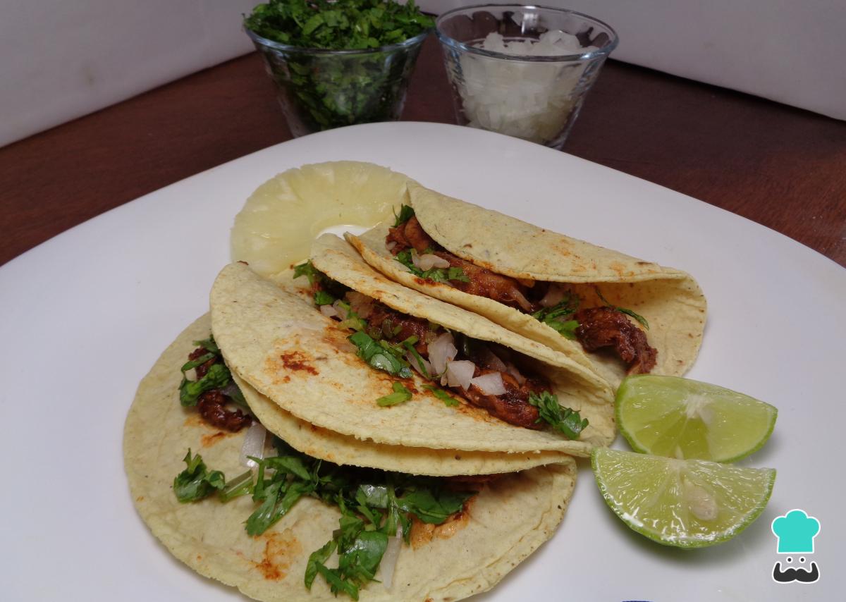 Receta de Tacos de carne enchilada
