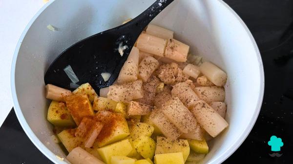 Receta de Crema de espárragos blancos: un plato sencillo, saludable y perfecto para una cena ligera - Paso 5