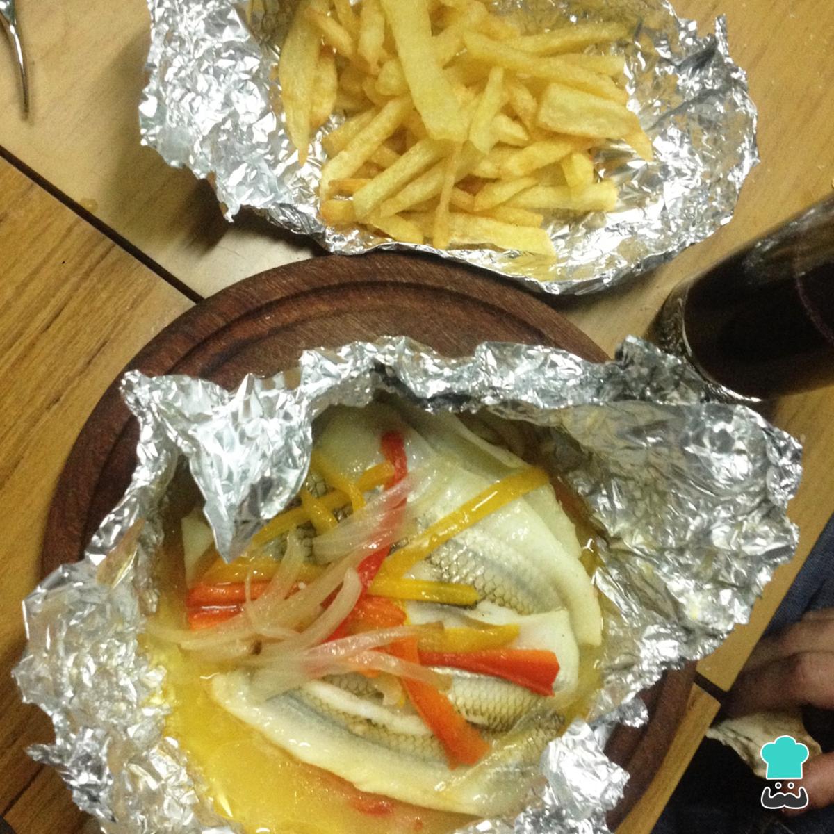 Receta de Pejerrey al horno con papas fritas