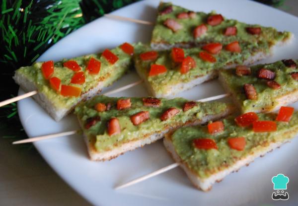 Receta de Tostadas de aguacate y tomate