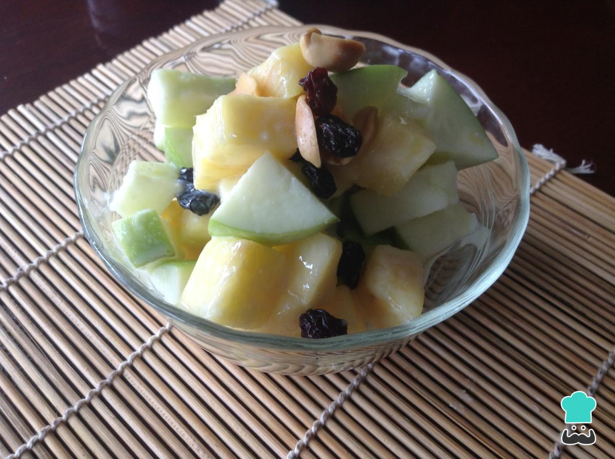 Receta de Ensalada de manzana y pasas
