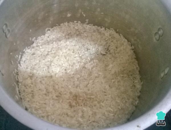 Receta de Arroz con pasas - Paso 2