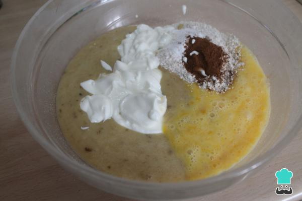 Receta de Magdalenas de avena y plátano - Paso 3