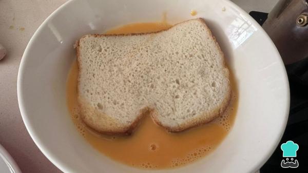 Receta de Torrijas a la plancha: la alternativa más fácil y ligera para Semana Santa - Paso 6