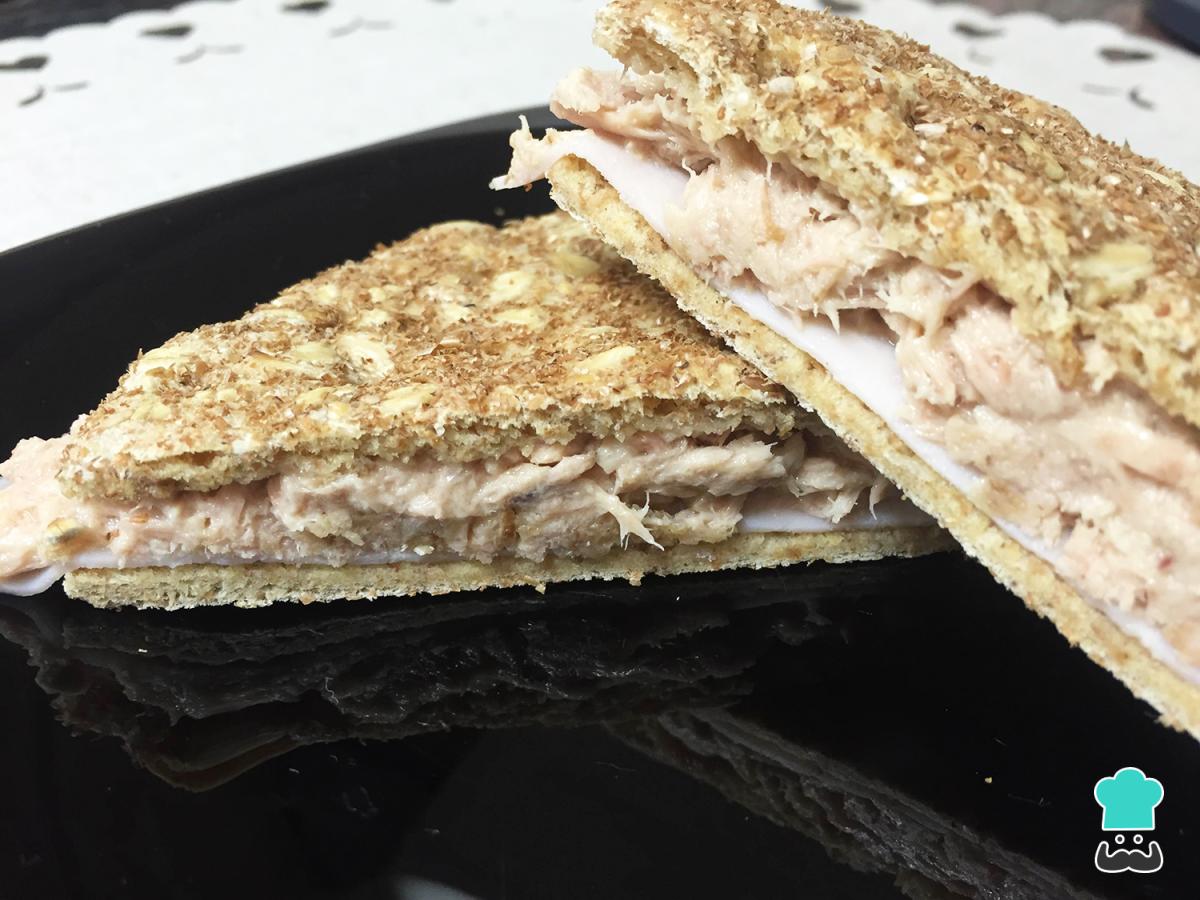 Receta de Sándwich de pavo con atún