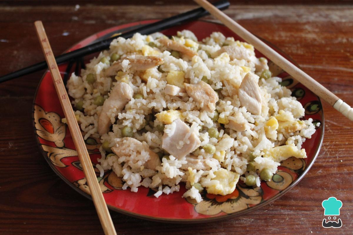 Receta de Arroz tres delicias con pollo