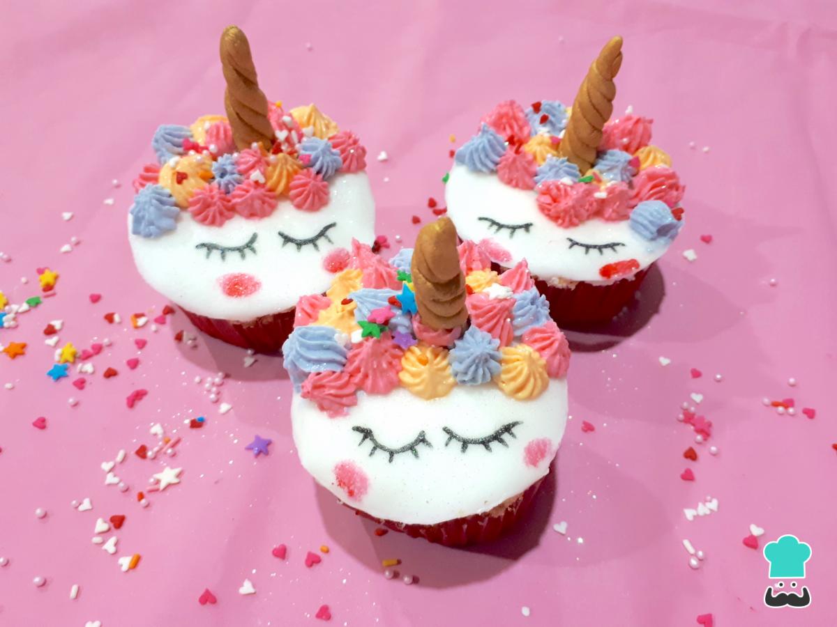 Receta de Cupcakes de unicornio con fondant