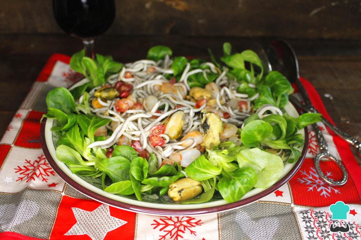 Receta de Ensalada de gulas y gambas