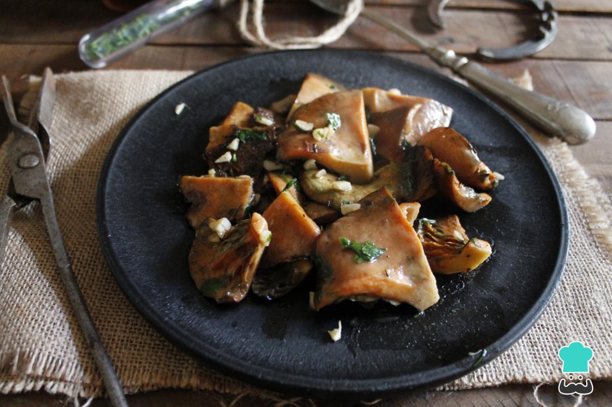 Receta de Níscalos al ajillo