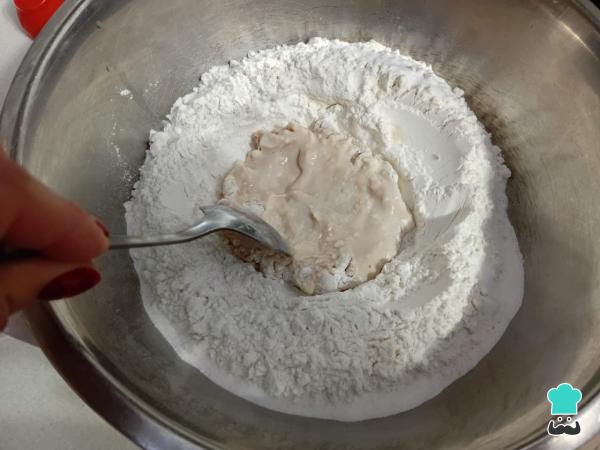 Receta de Pan amasado con levadura fresca - Paso 2