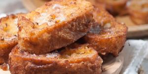 El mejor pan para hacer torrijas perfectas en Semana Santa, según panaderos y la OCU