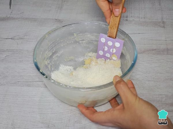 Receta de Galletas de mantequilla y coco - Paso 2