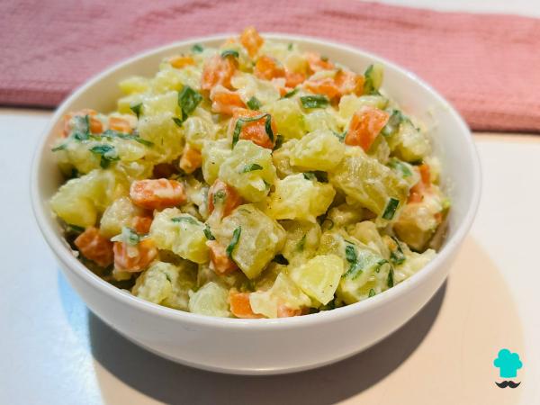 Receta de Papas mayo: la clásica ensalada chilena de patata con mayonesa que acompaña los asados - Paso 6